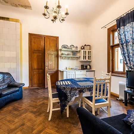 Villa Apartments By The Sea Liepaja Bagian luar foto