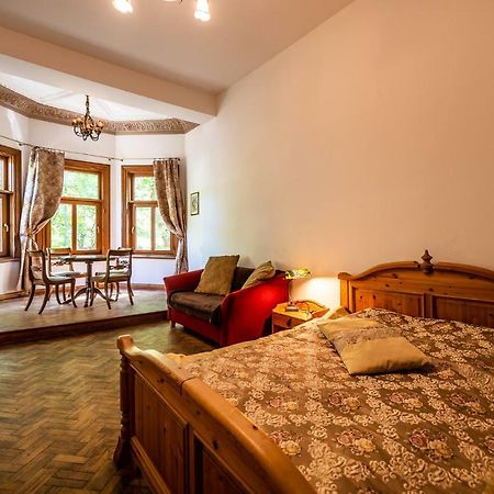Villa Apartments By The Sea Liepaja Bagian luar foto