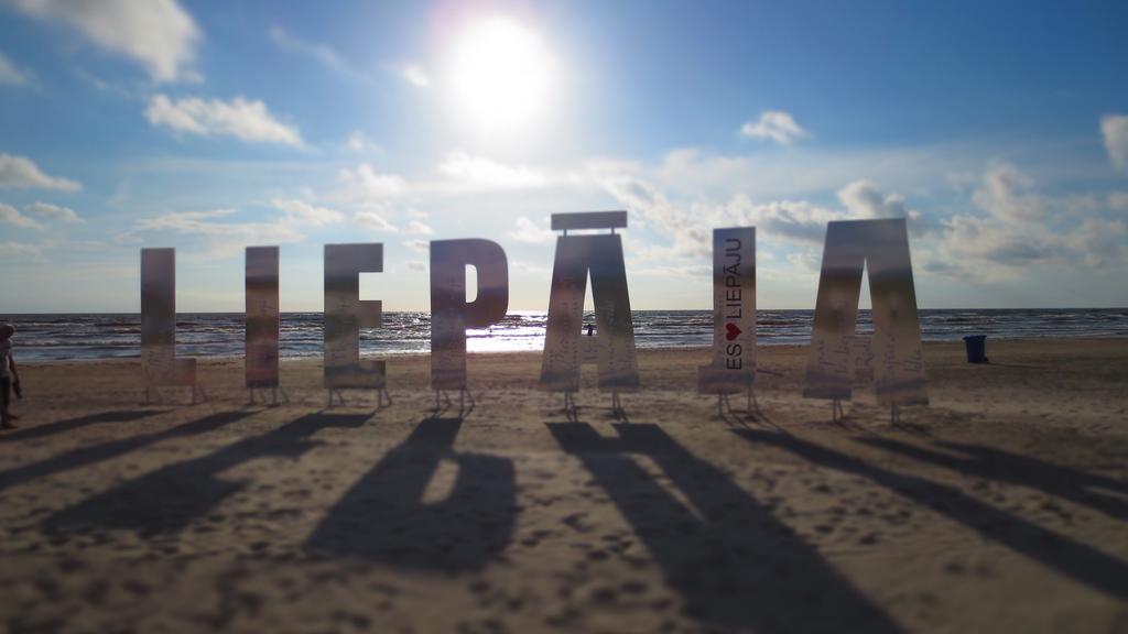 Villa Apartments By The Sea Liepaja Bagian luar foto