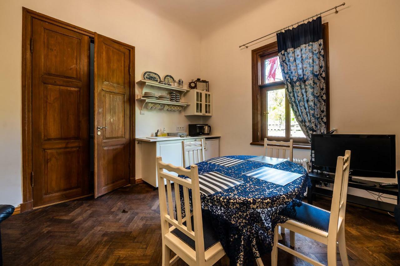 Villa Apartments By The Sea Liepaja Bagian luar foto